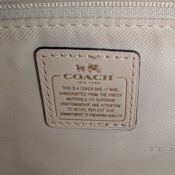 COACH Swagger 21 In Exotic Croc Embossed Leather EUC - Picture 9 of 16